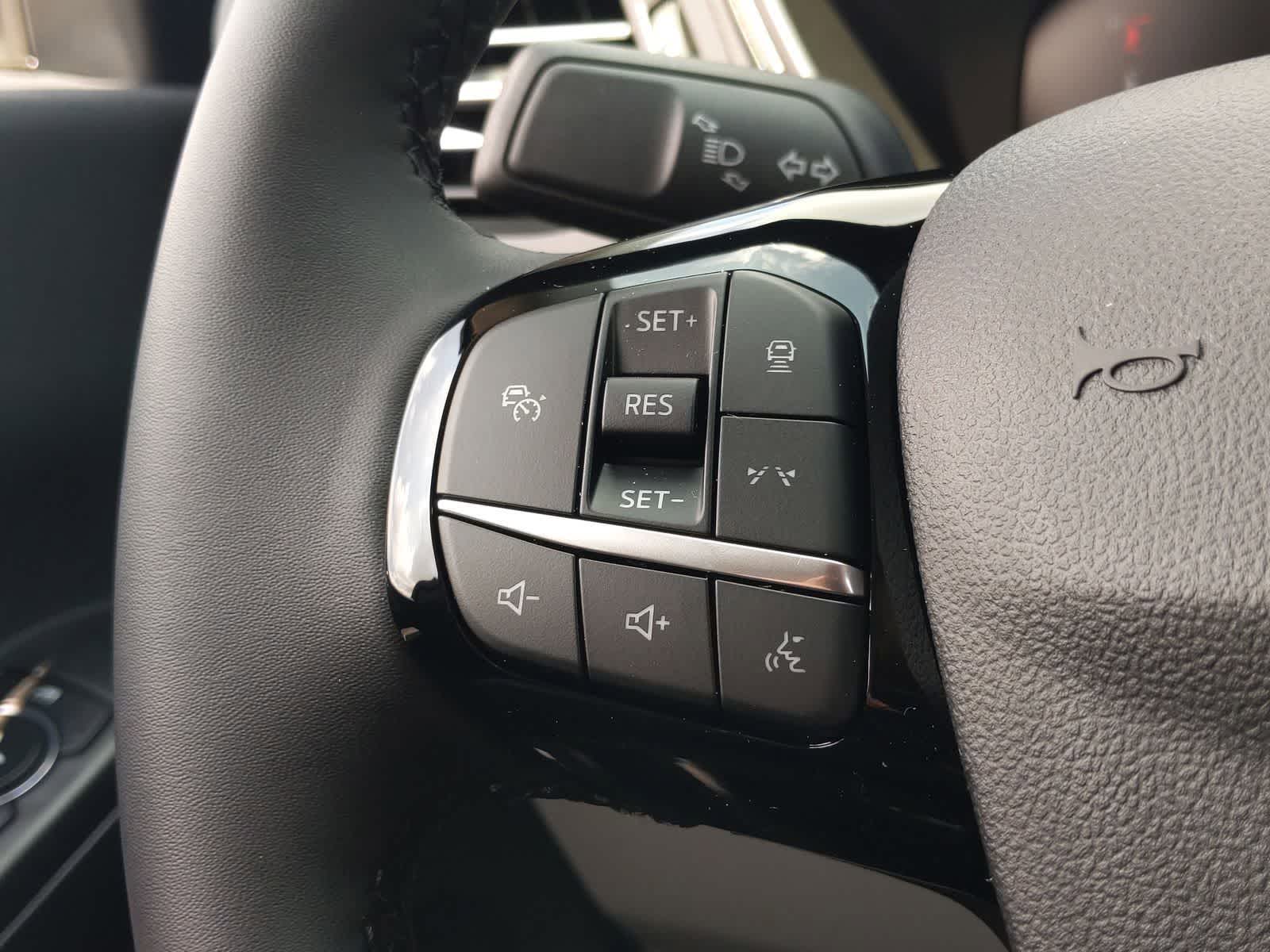 Thumbnail: 2024 Ford Escape - 24