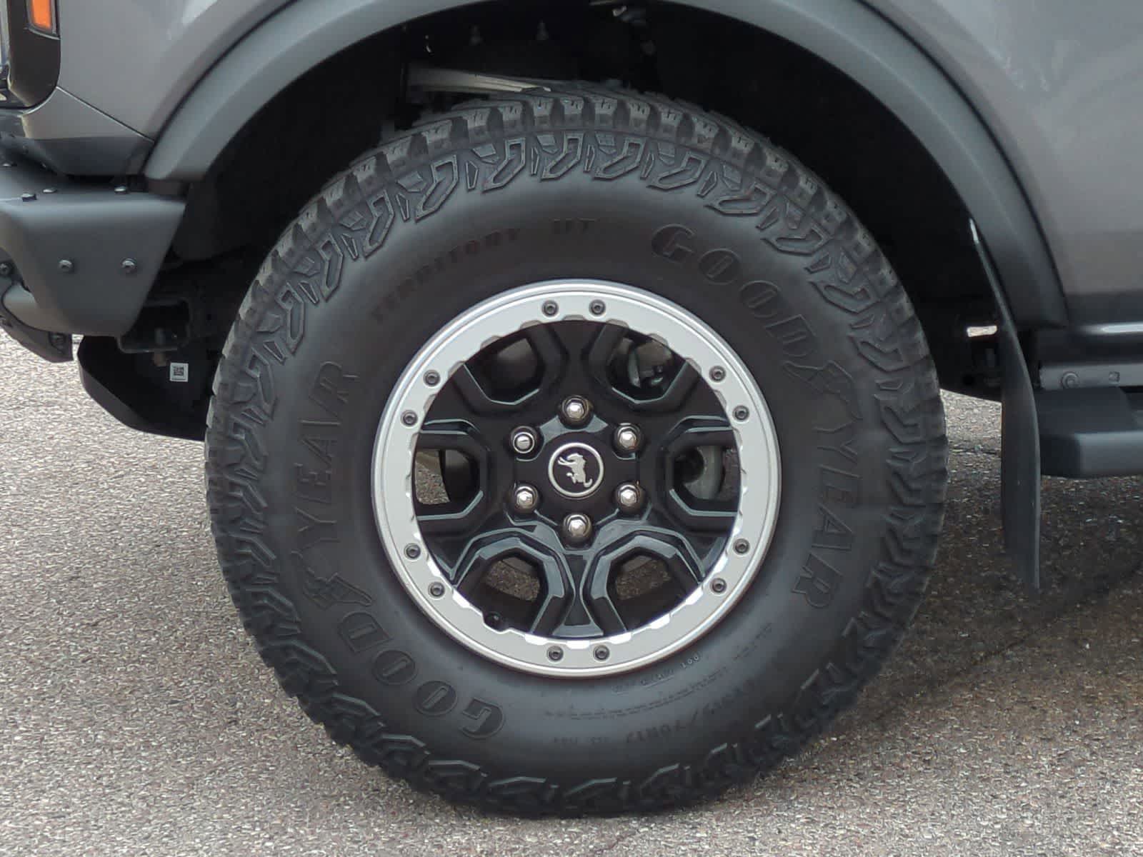 Thumbnail: 2022 Ford Bronco - 13