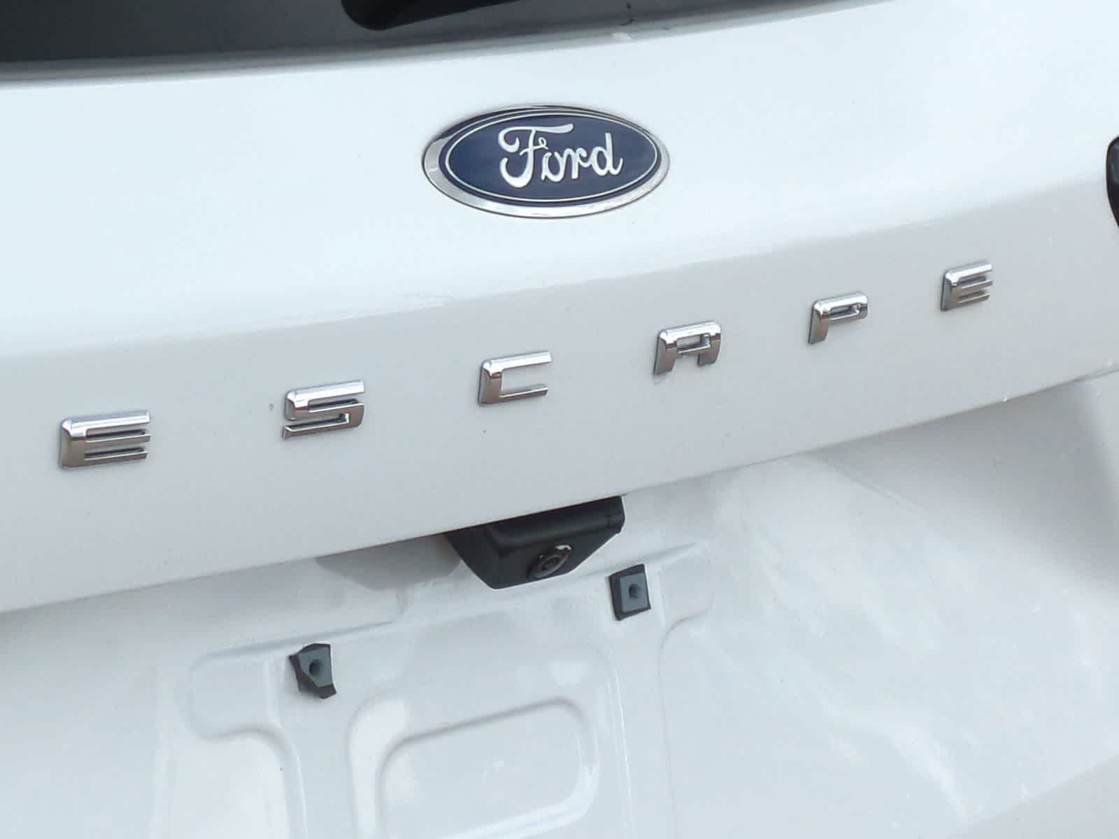 Thumbnail: 2022 Ford Escape - 13