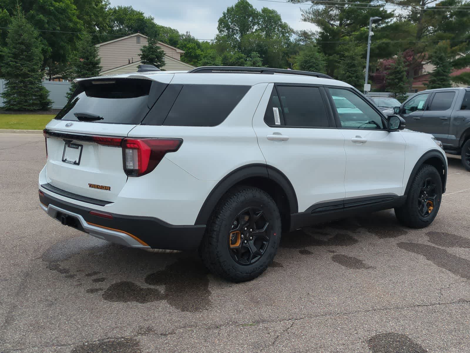 Thumbnail: 2026 Ford Explorer - 8
