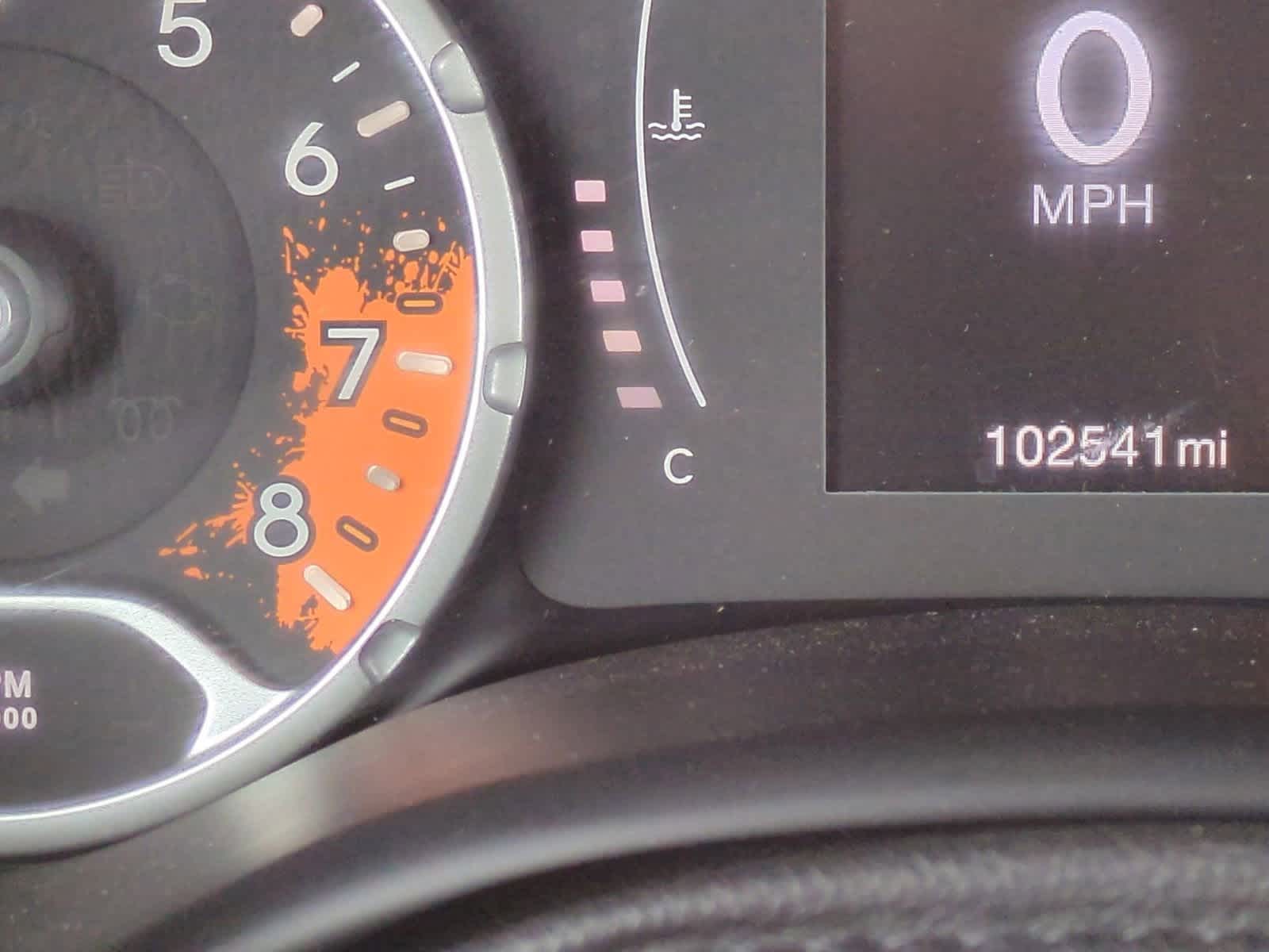 Thumbnail: 2015 Jeep Renegade - 33