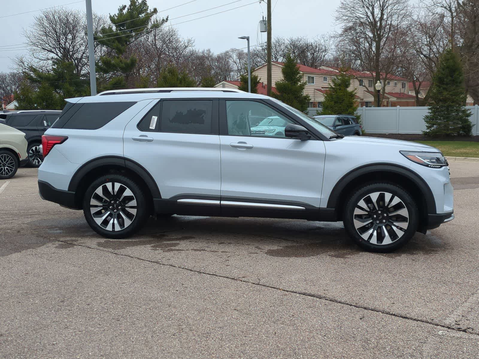 Thumbnail: 2026 Ford Explorer - 9