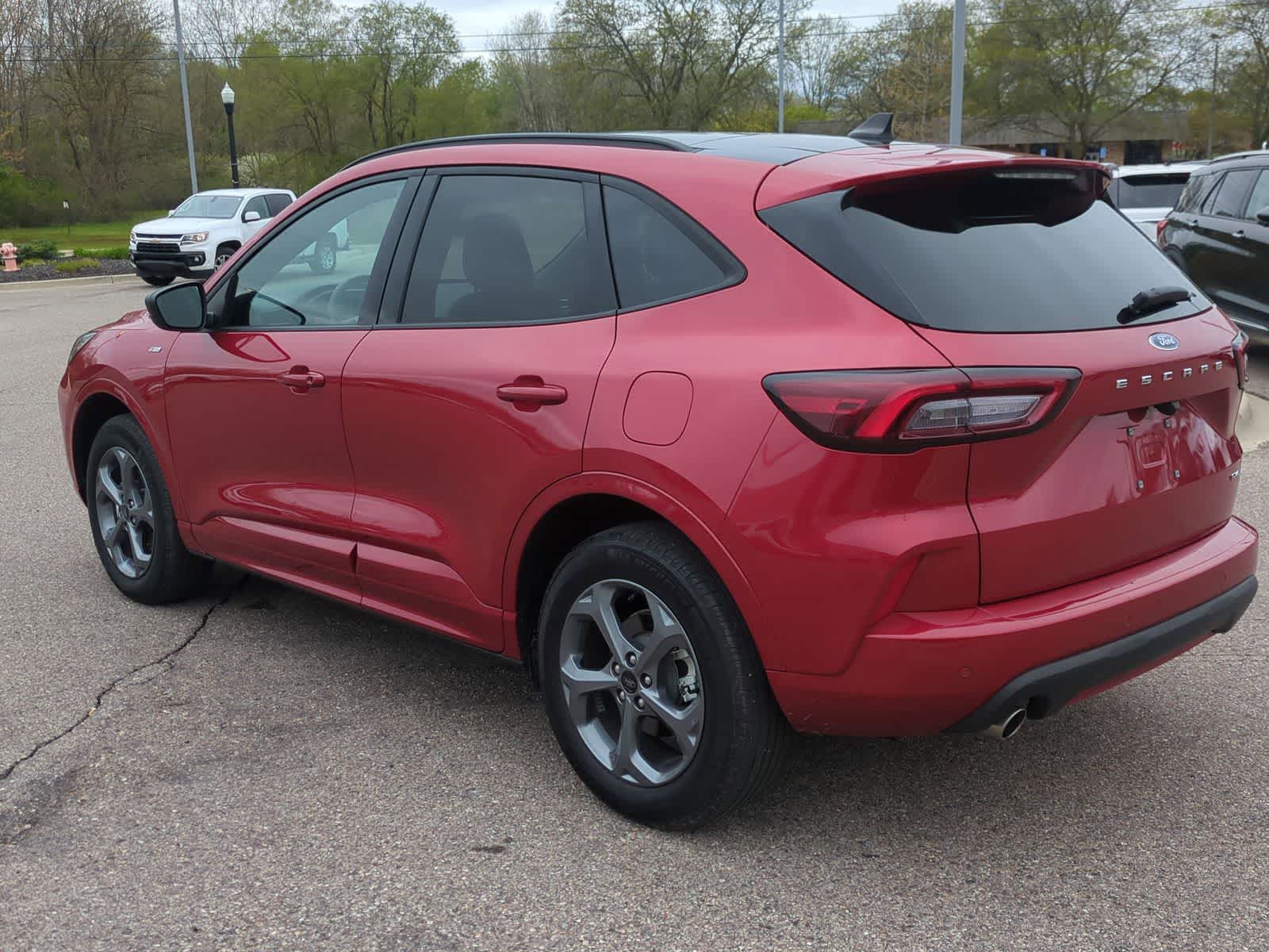 Thumbnail: 2024 Ford Escape - 6