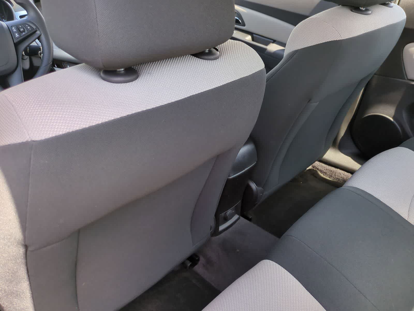 Thumbnail: 2012 Chevrolet Cruze - 18