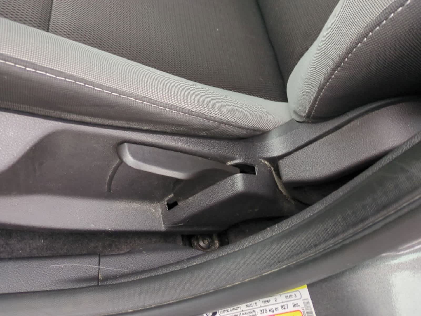 Thumbnail: 2013 Ford Focus - 17