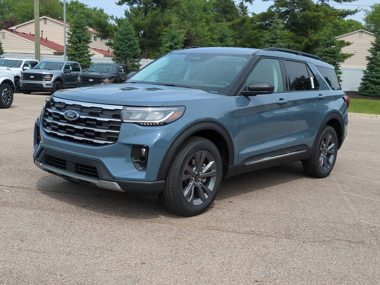 2025 Ford Explorer Active 4