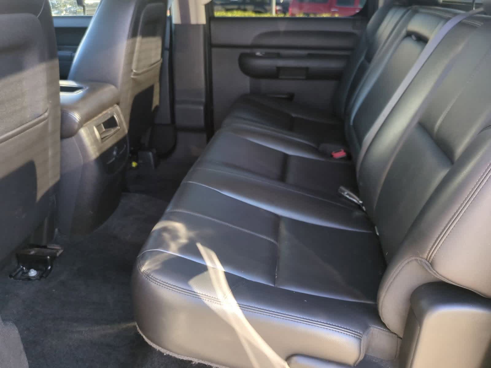 Thumbnail: 2011 Chevrolet Silverado 1500 - 19