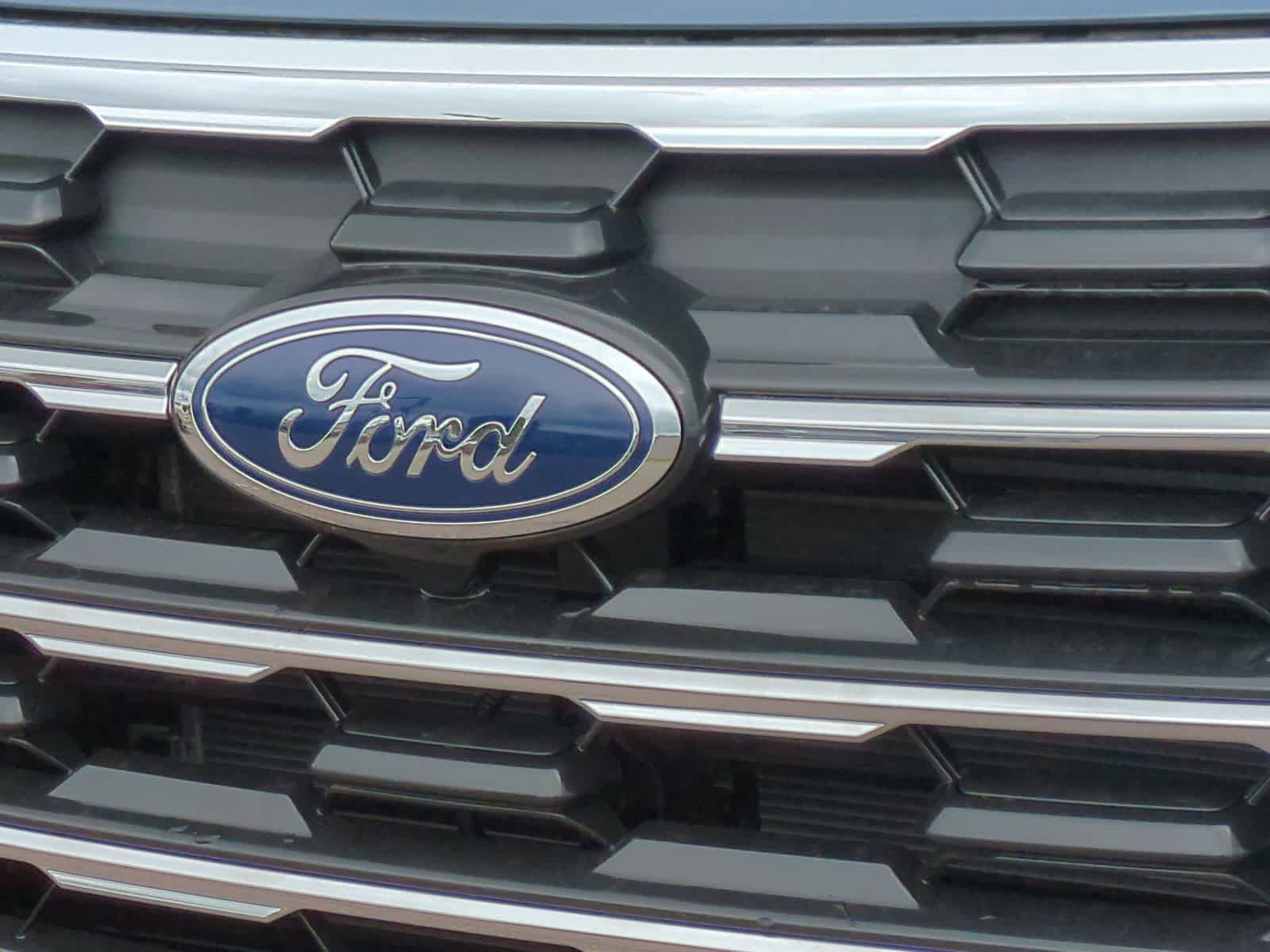 Thumbnail: 2026 Ford Explorer - 12