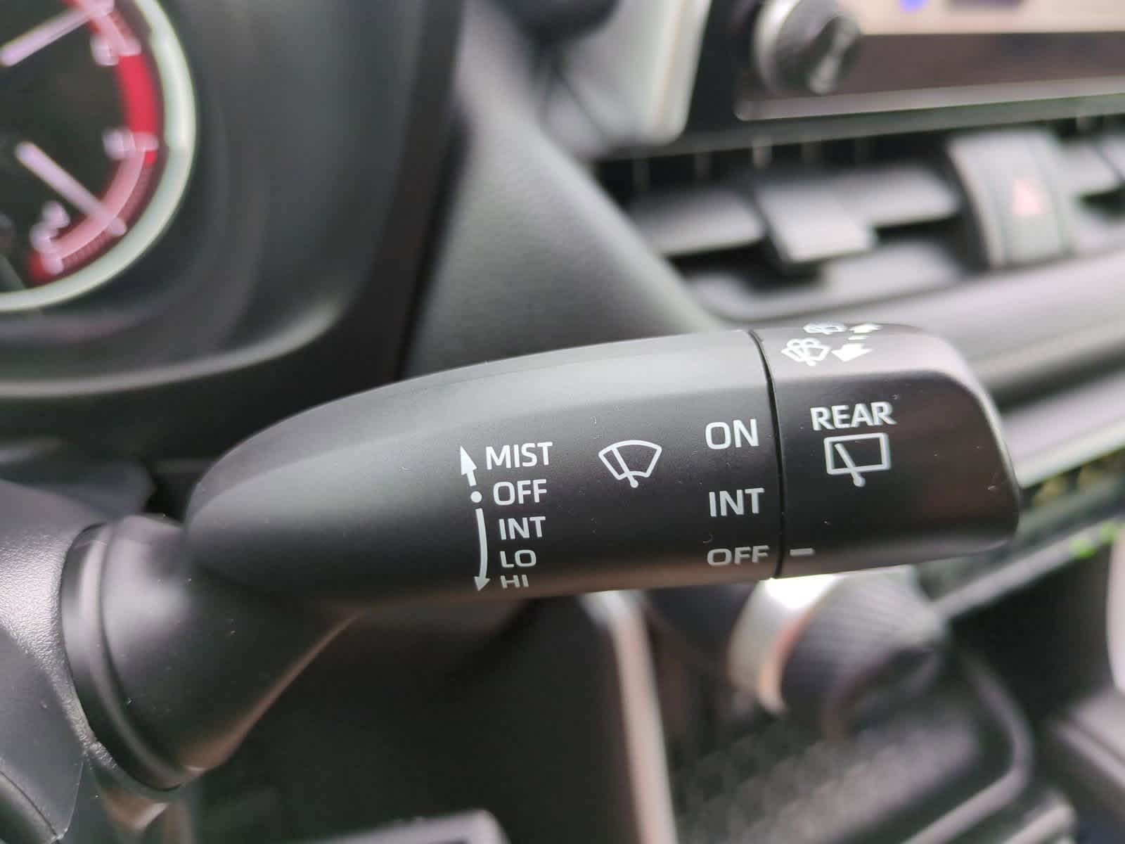 Thumbnail: 2023 Toyota RAV4 - 25