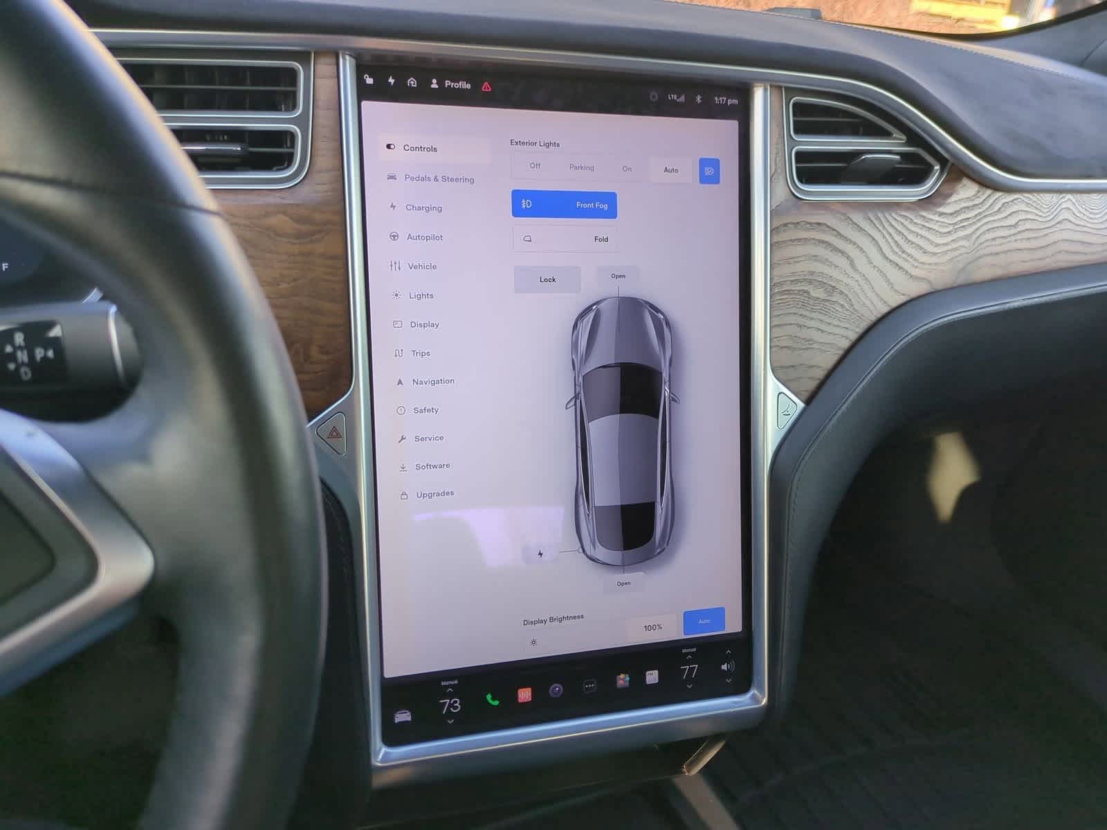 Thumbnail: 2017 Tesla Model S - 27