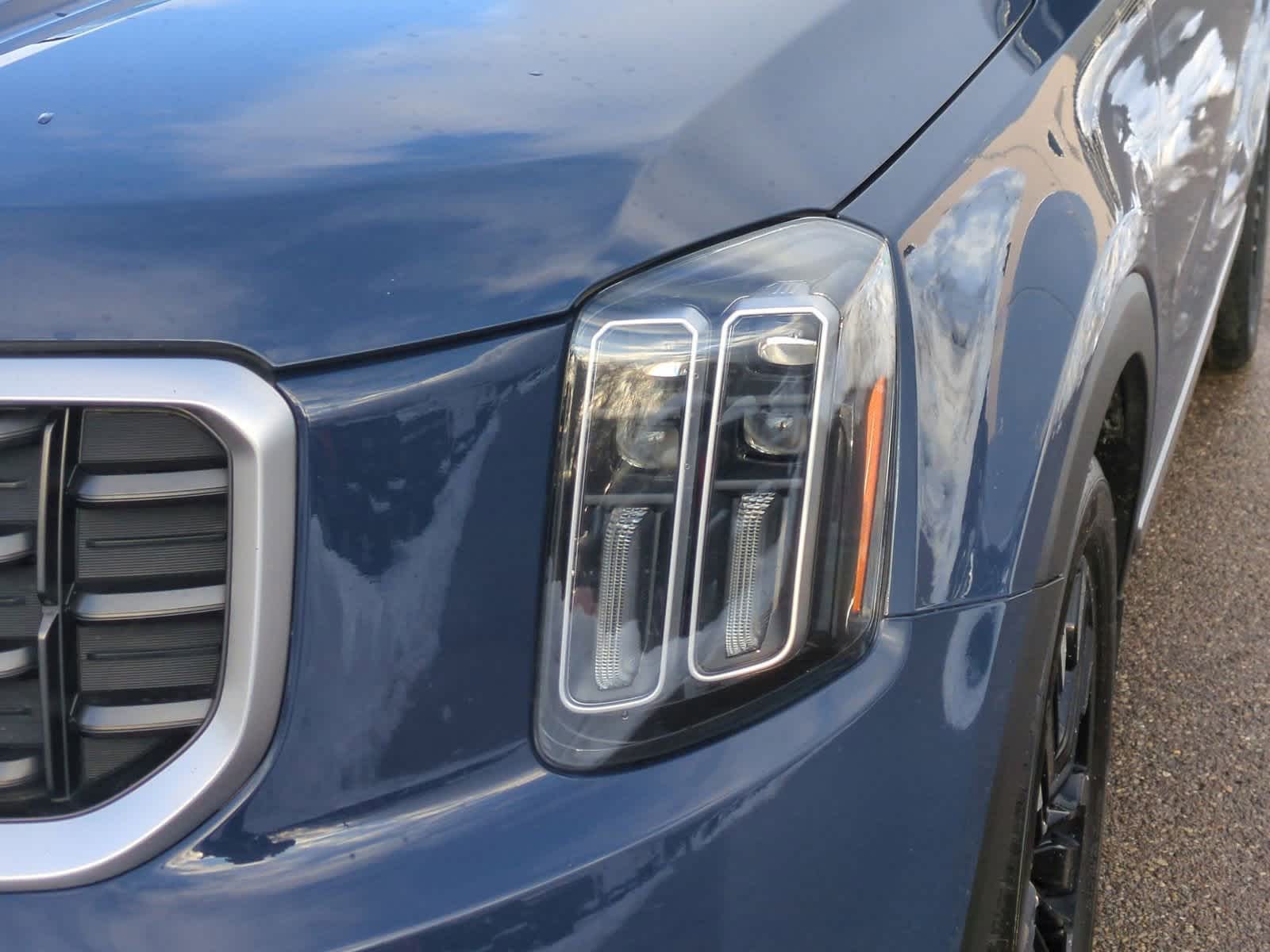 Thumbnail: 2023 Kia Telluride - 11