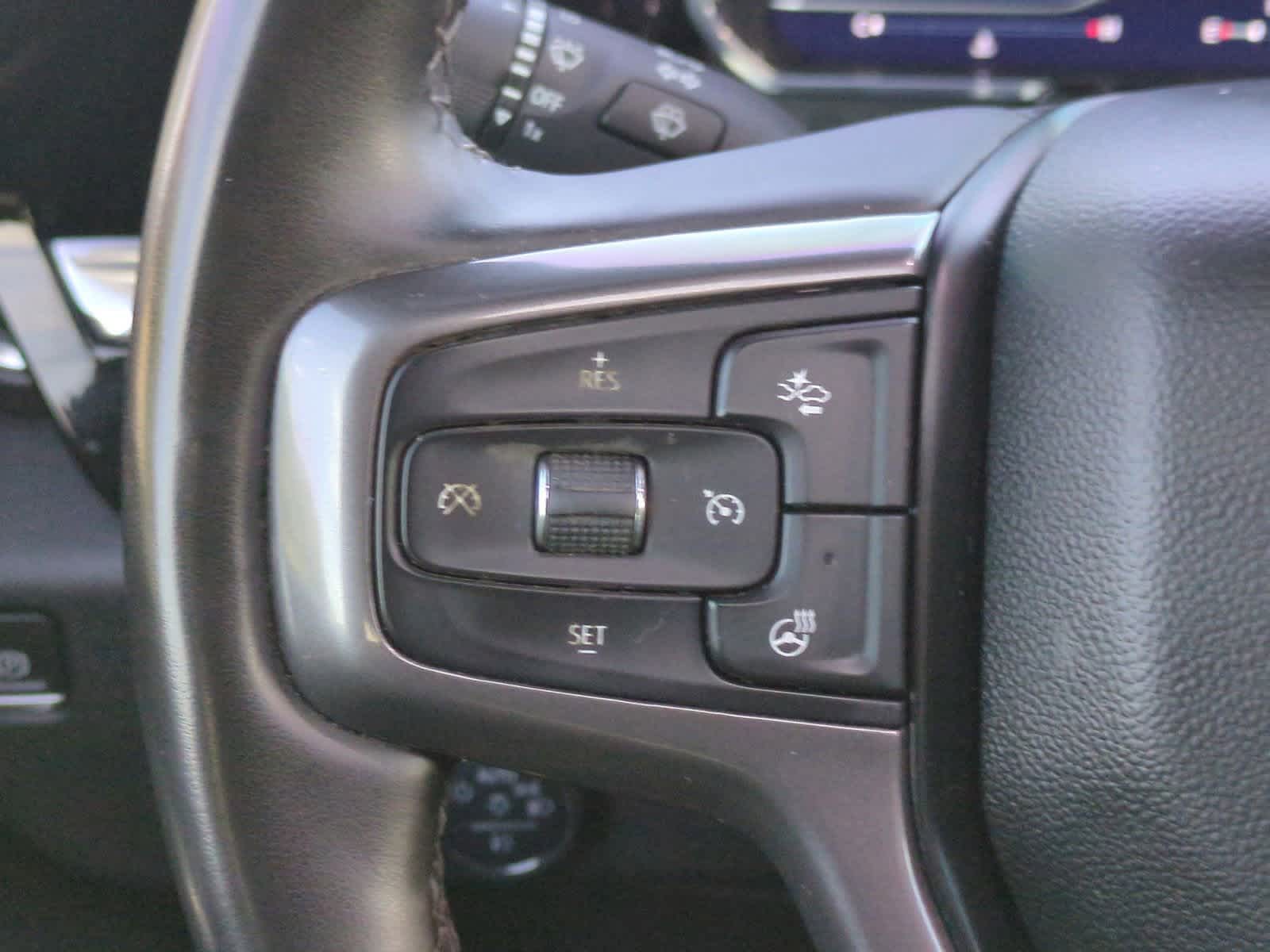 Thumbnail: 2025 Chevrolet Silverado 3500 - 25