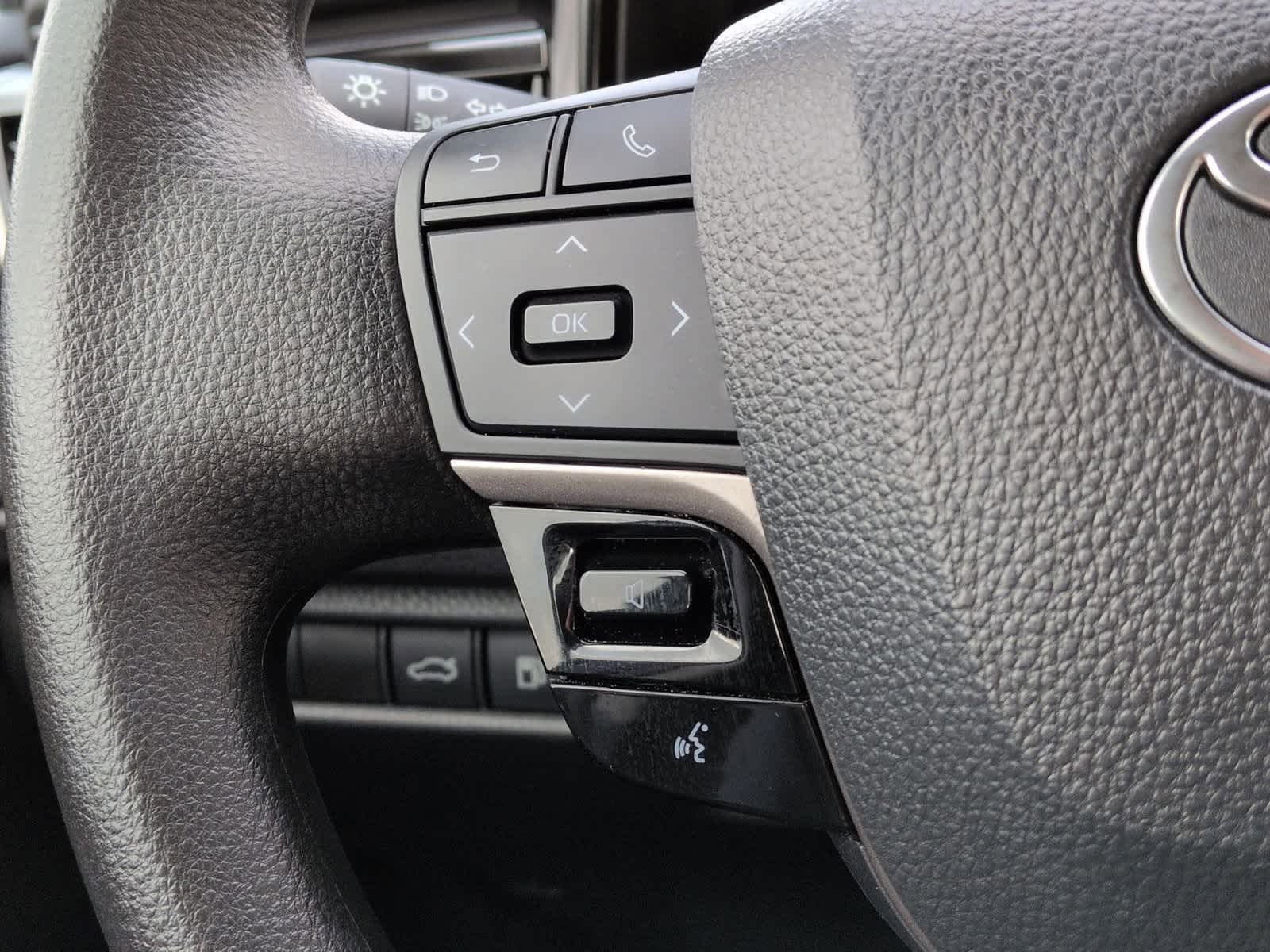 Thumbnail: 2025 Toyota Camry - 24