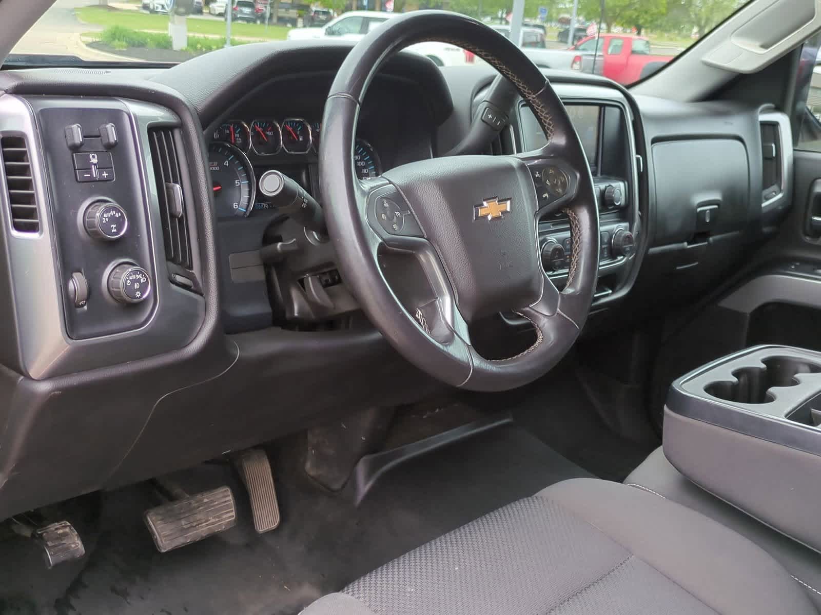 Thumbnail: 2017 Chevrolet Silverado 1500 - 10