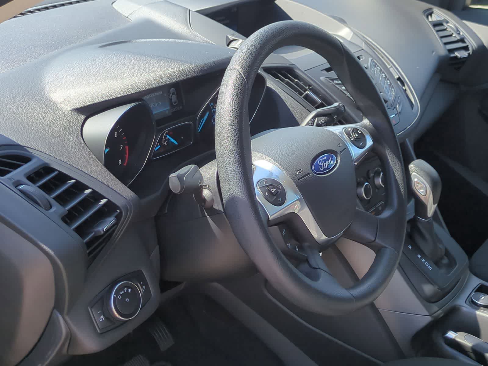 Thumbnail: 2016 Ford Escape - 10