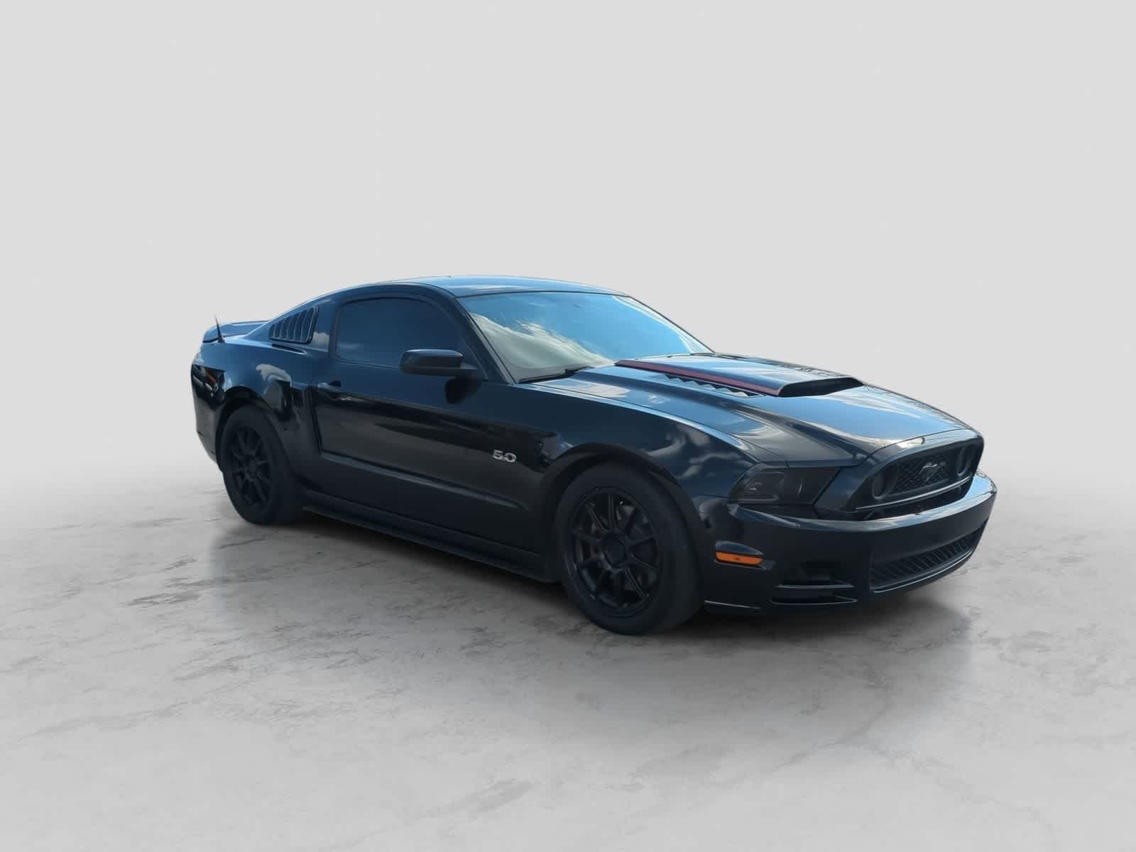 Thumbnail: 2013 Ford Mustang - 2