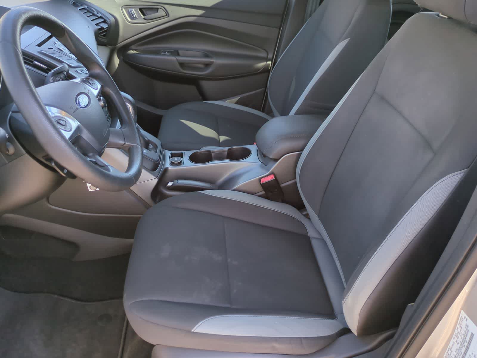 Thumbnail: 2016 Ford Escape - 16