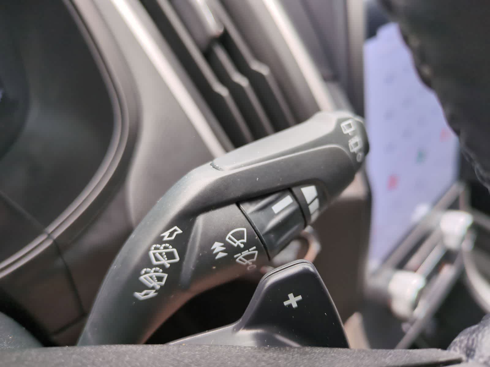 Thumbnail: 2023 Ford Edge - 25