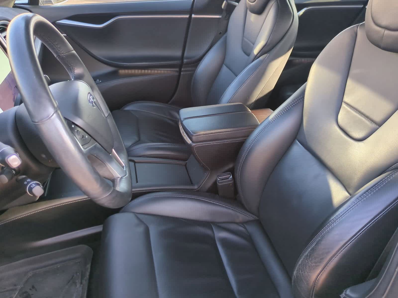 Thumbnail: 2017 Tesla Model S - 16