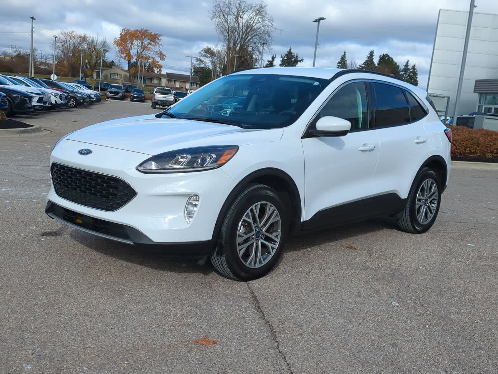 Thumbnail: 2022 Ford Escape - 4