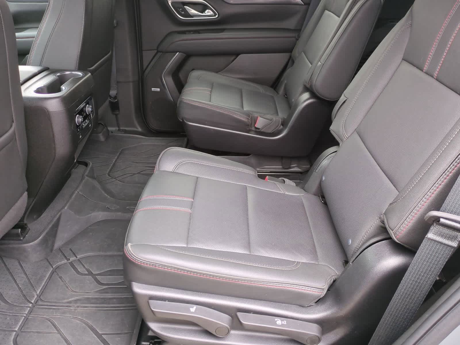 Thumbnail: 2024 Chevrolet Tahoe - 19