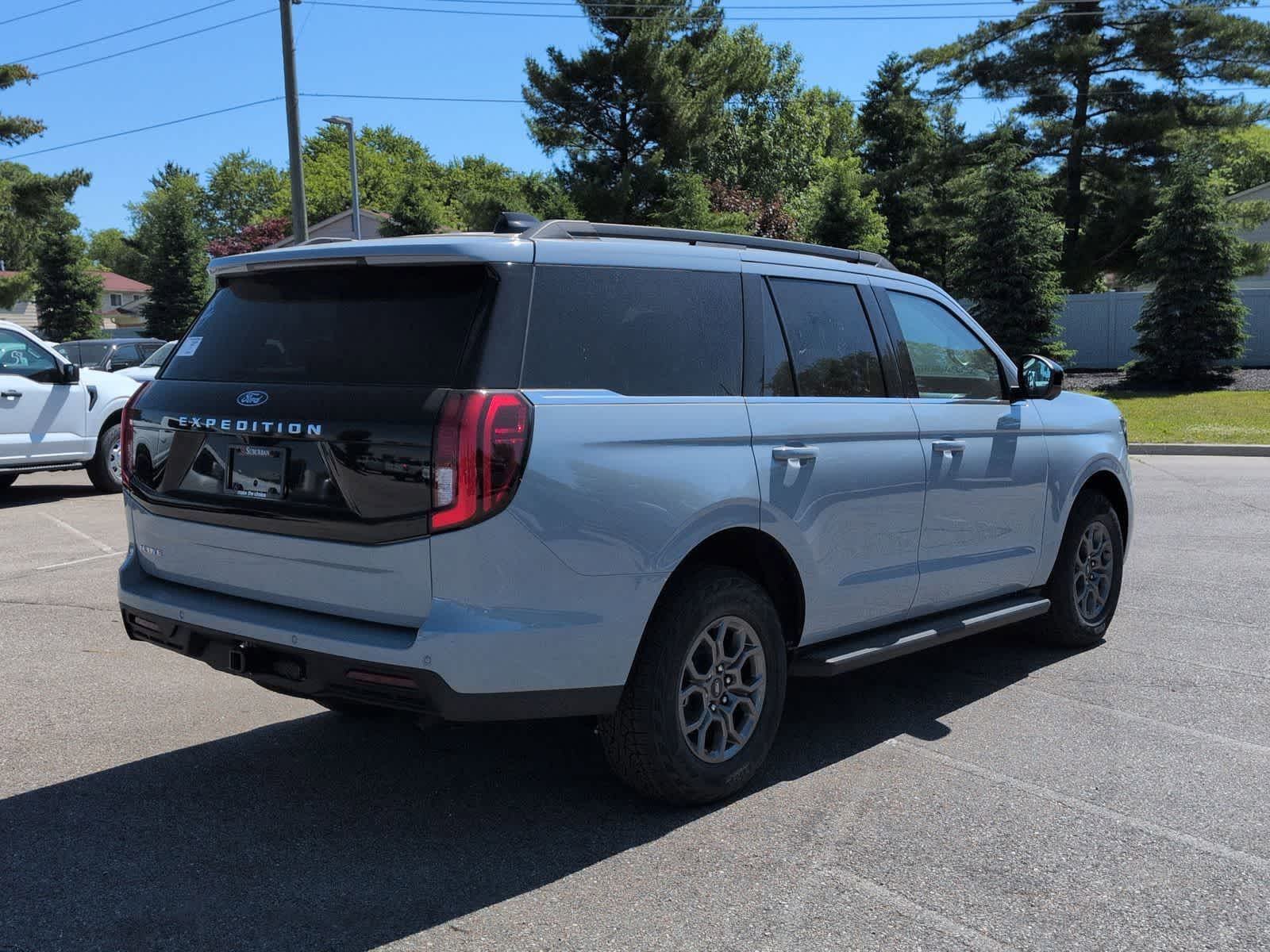 Thumbnail: 2026 Ford Expedition - 8