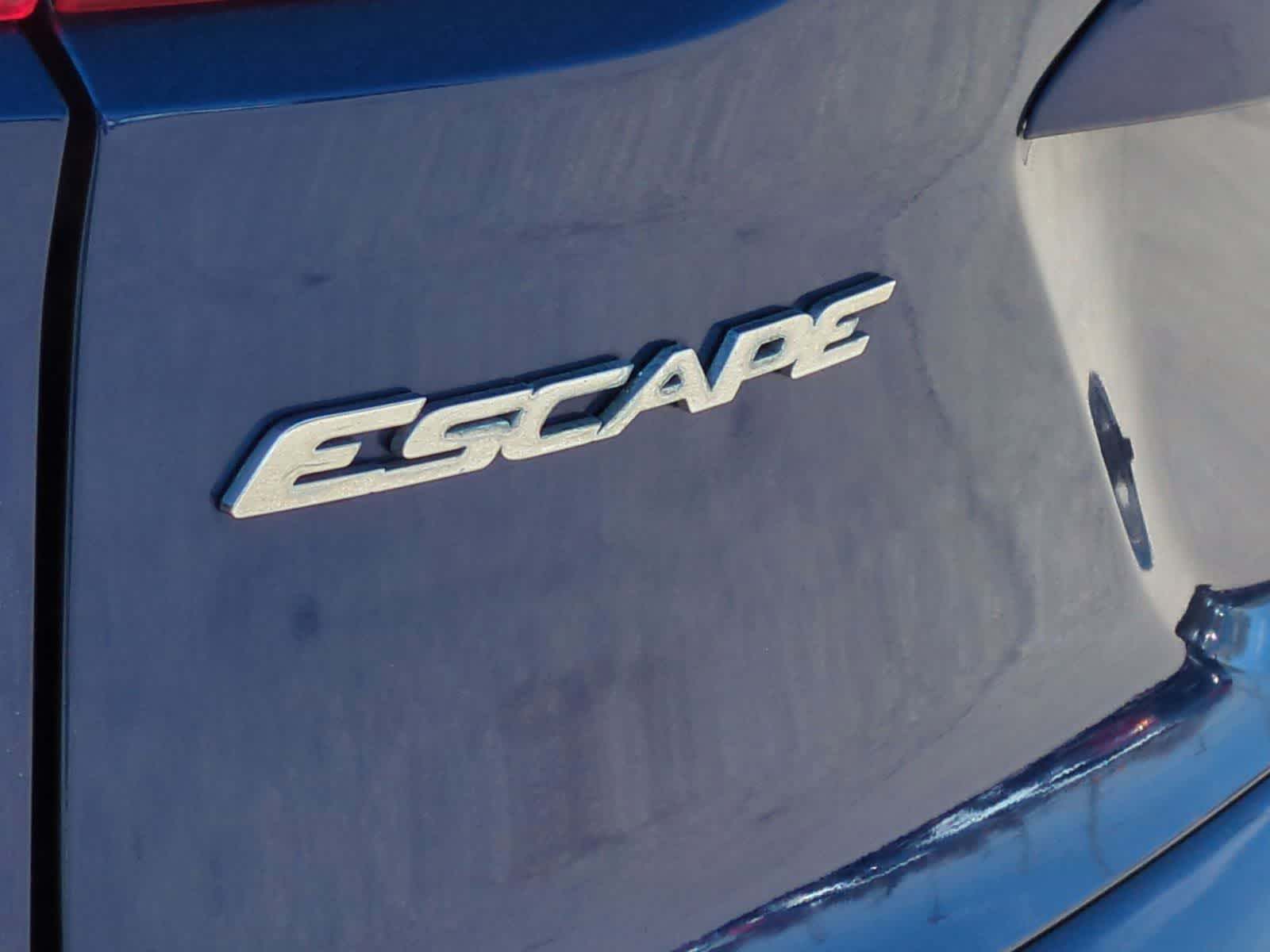 Thumbnail: 2013 Ford Escape - 13