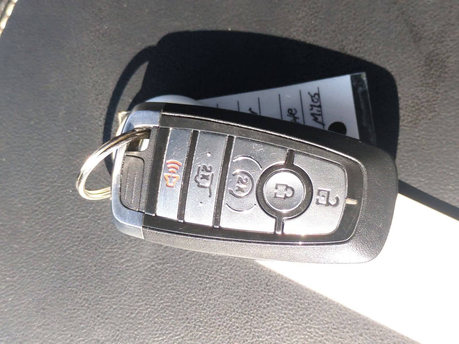 Thumbnail: 2022 Ford Explorer - 37