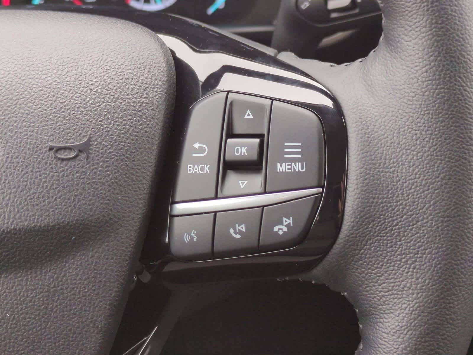 Thumbnail: 2021 Ford Escape - 24