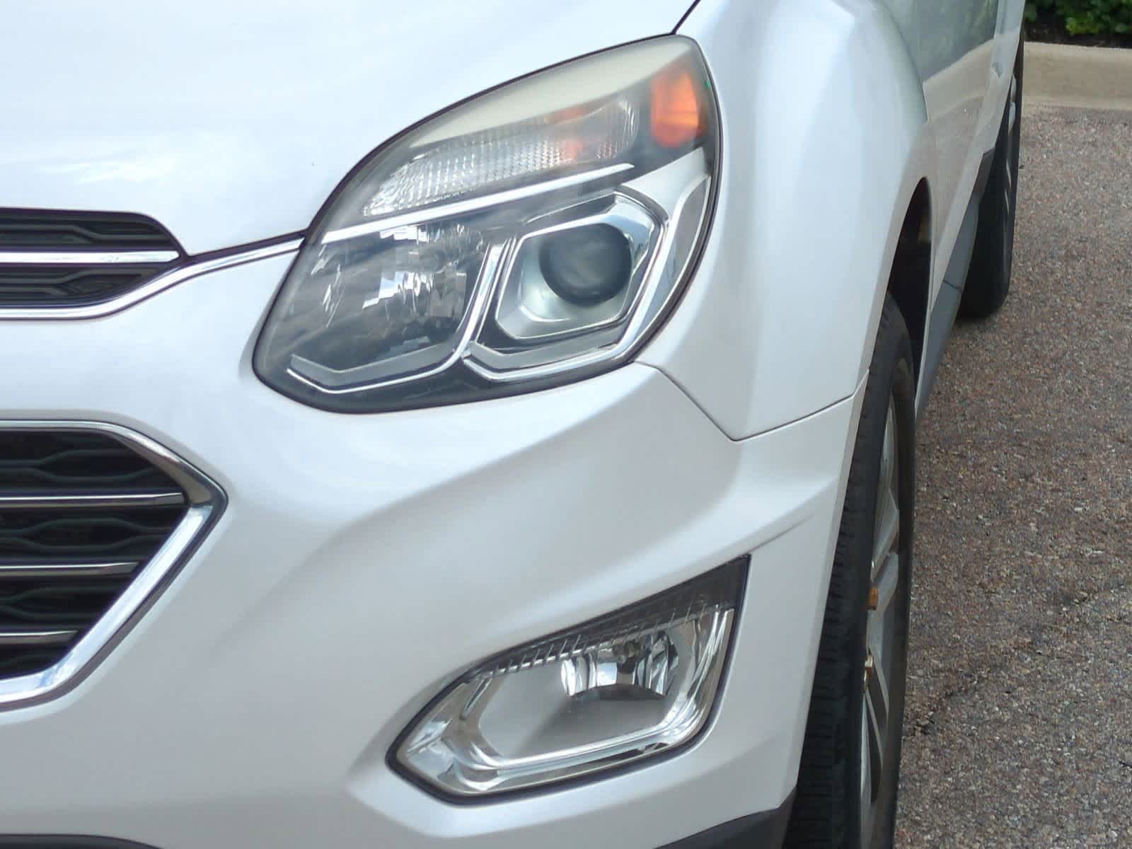 Thumbnail: 2017 Chevrolet Equinox - 11