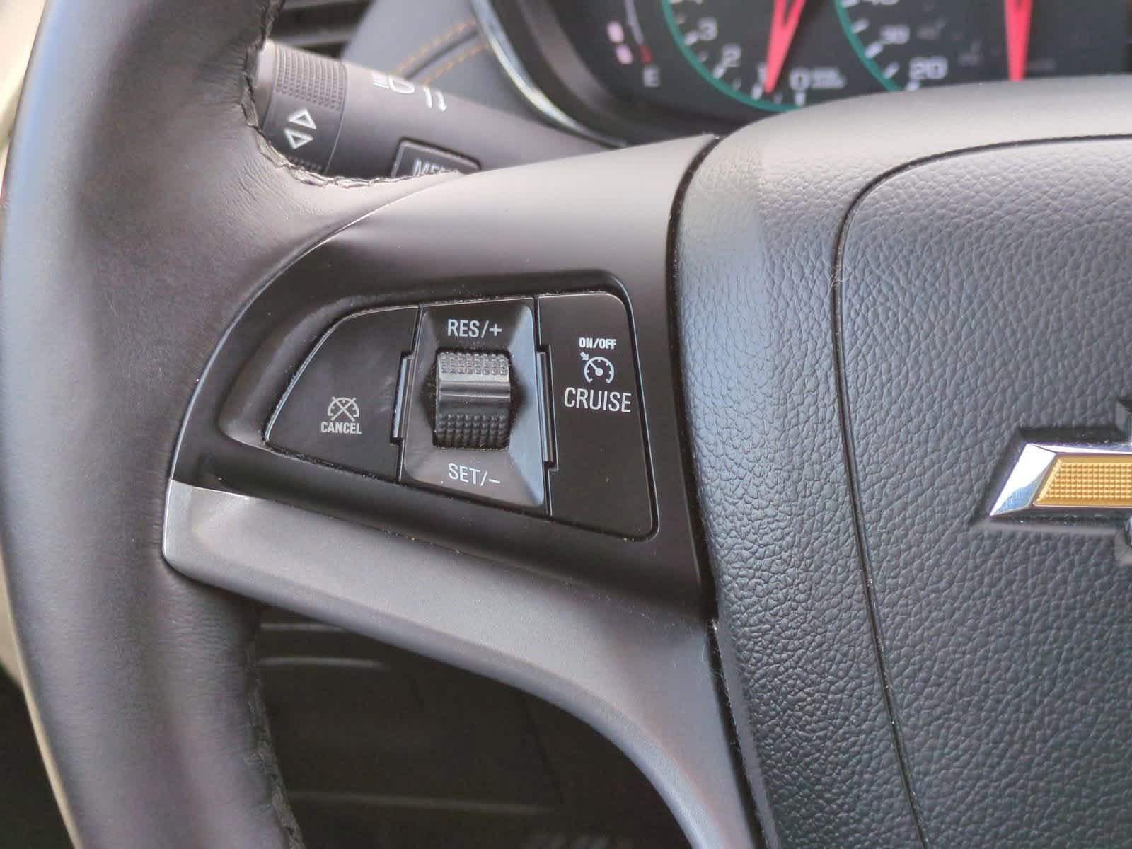 Thumbnail: 2018 Chevrolet Trax - 22