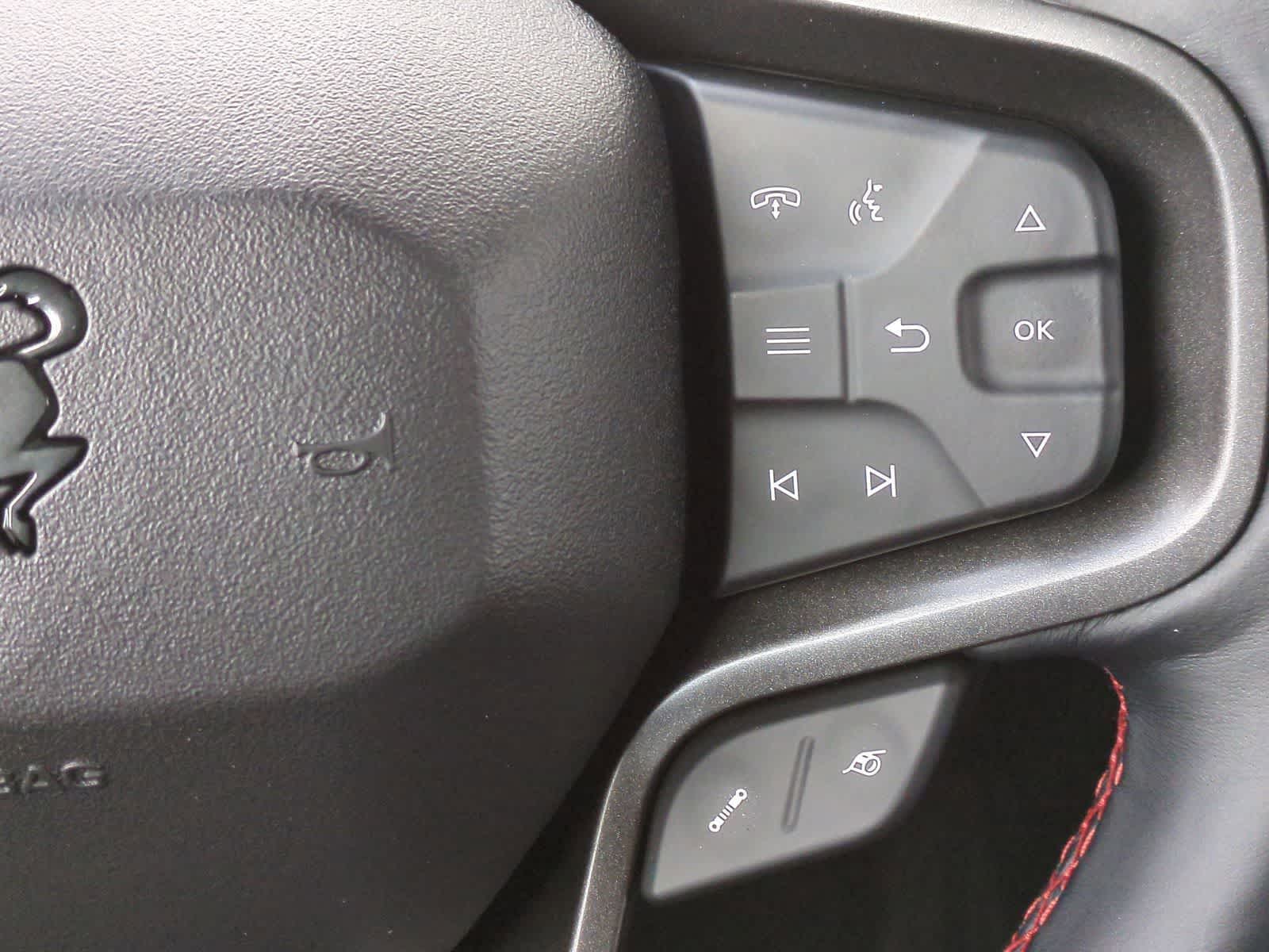 Thumbnail: 2025 Ford Bronco - 24