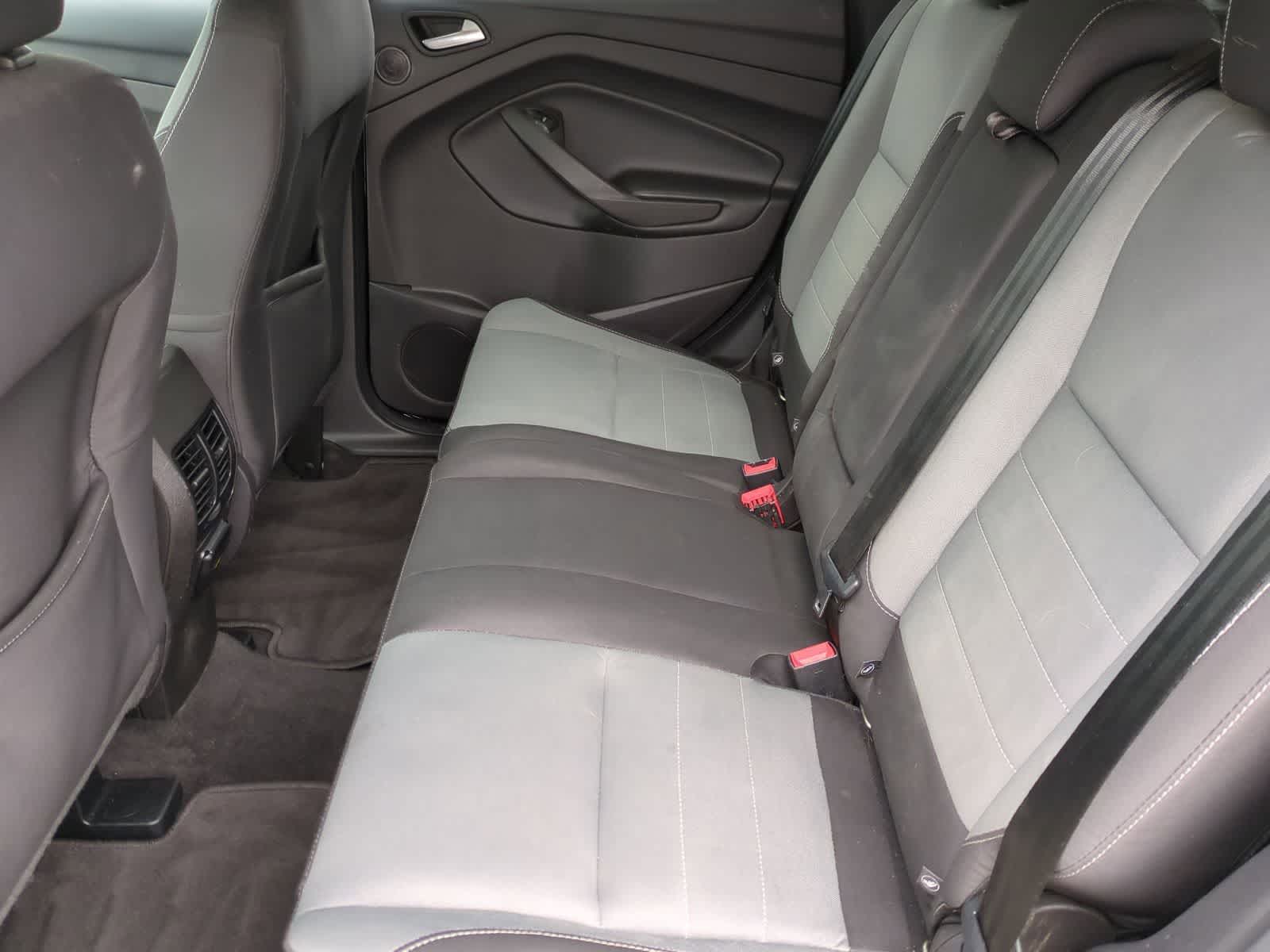 Thumbnail: 2016 Ford Escape - 19