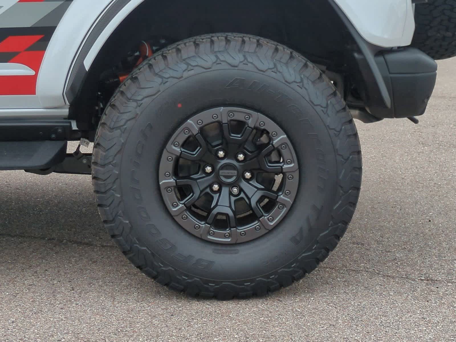 Thumbnail: 2025 Ford Bronco - 14