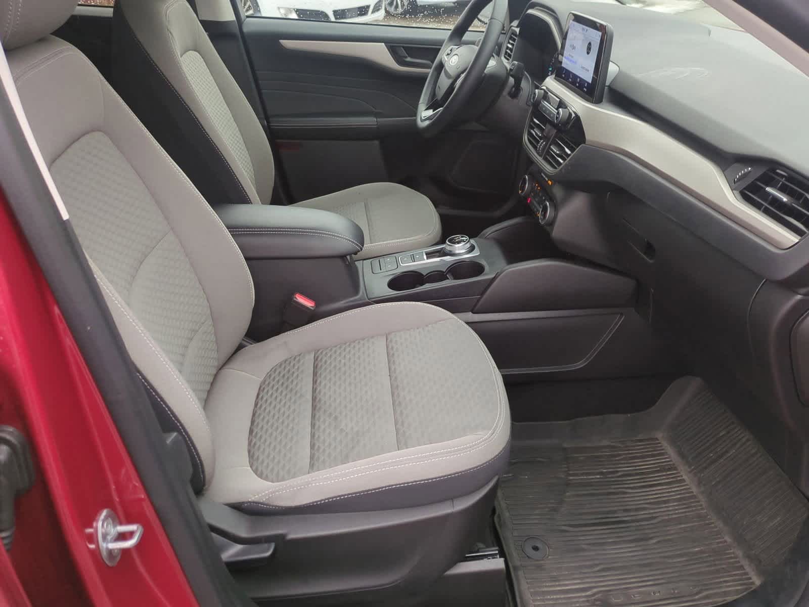 Thumbnail: 2022 Ford Escape - 21