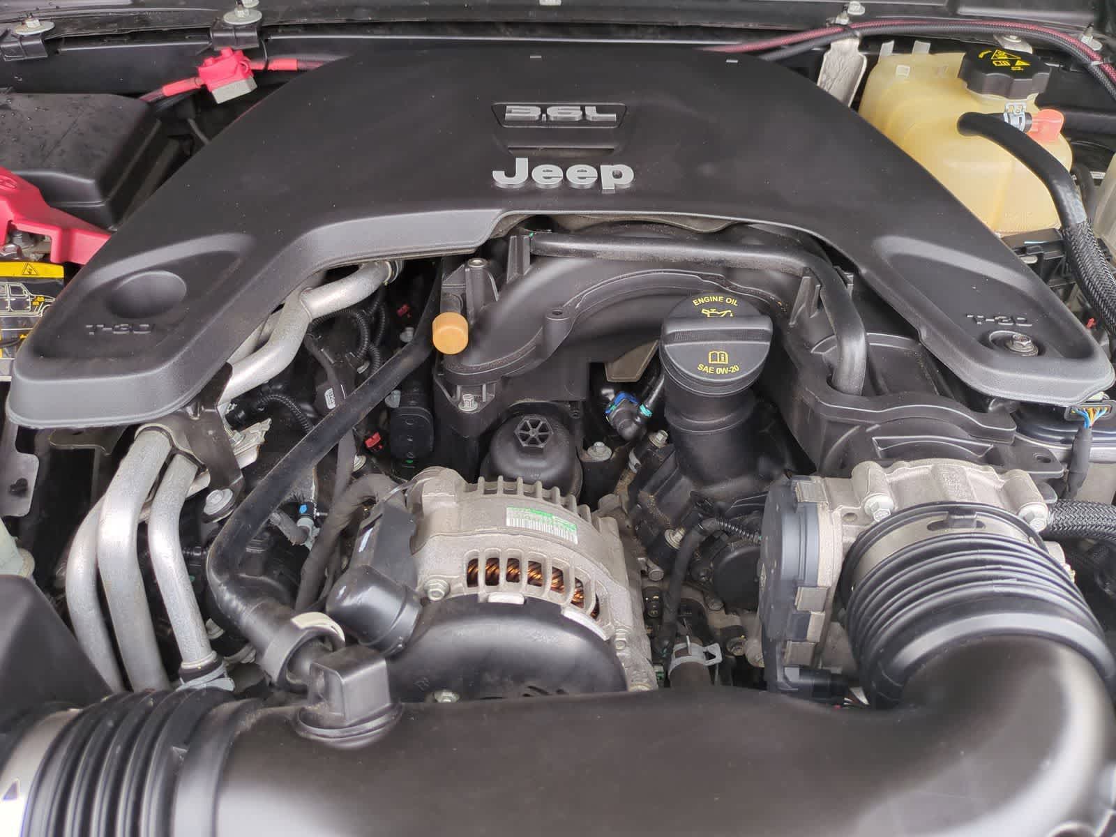 Thumbnail: 2021 Jeep Gladiator - 15