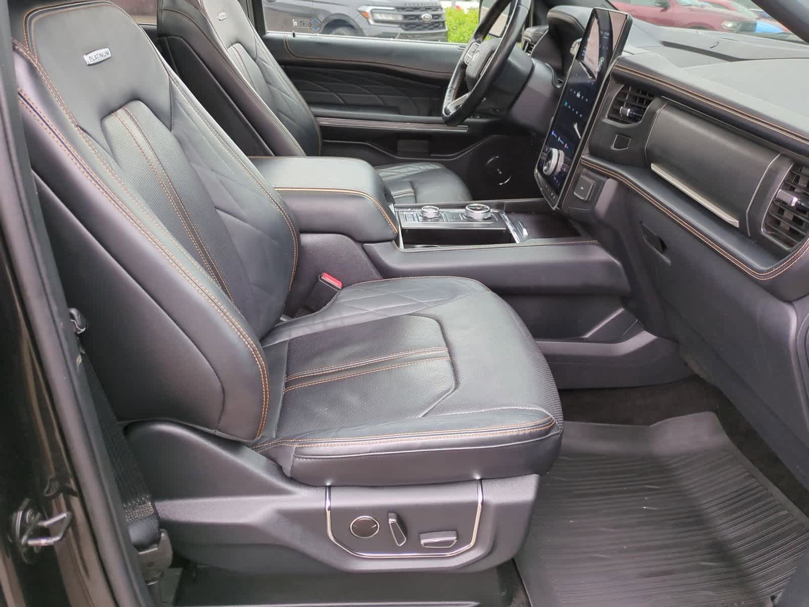 2022 Ford Expedition MAX Platinum 23