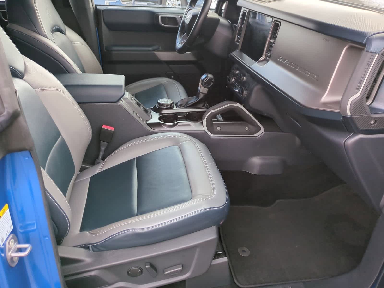 Thumbnail: 2022 Ford Bronco - 21