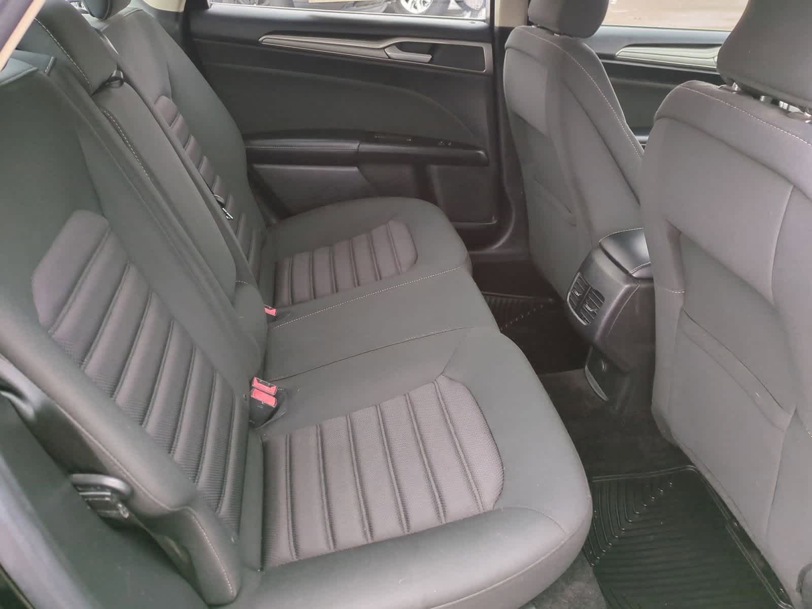 Thumbnail: 2017 Ford Fusion - 20