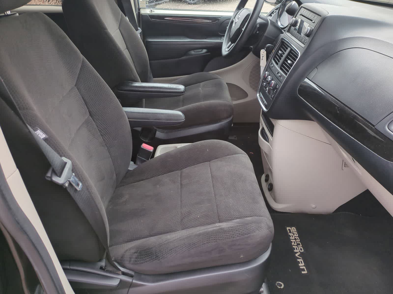 Thumbnail: 2013 Dodge Grand Caravan - 21