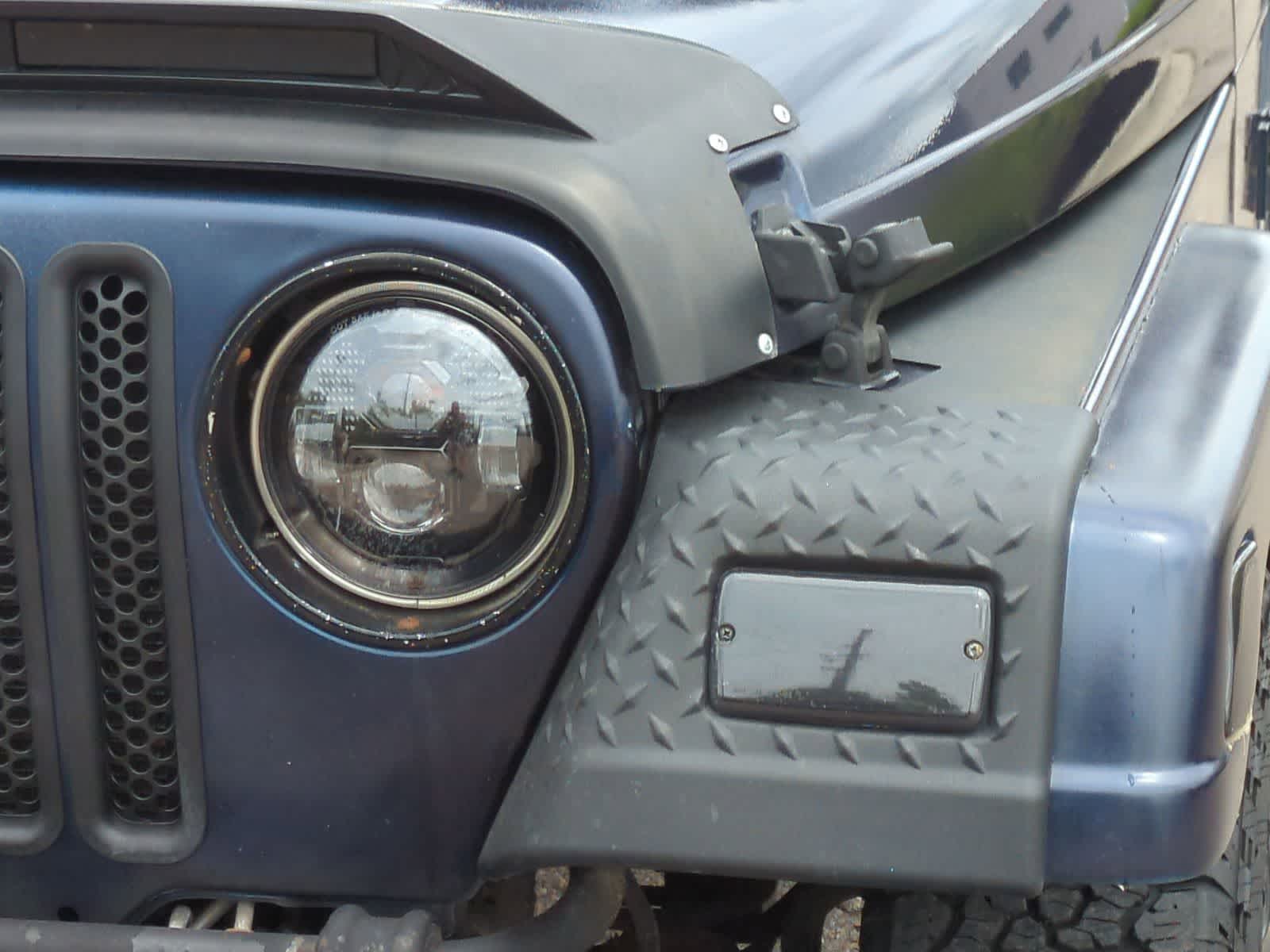 Thumbnail: 2003 Jeep Wrangler - 11
