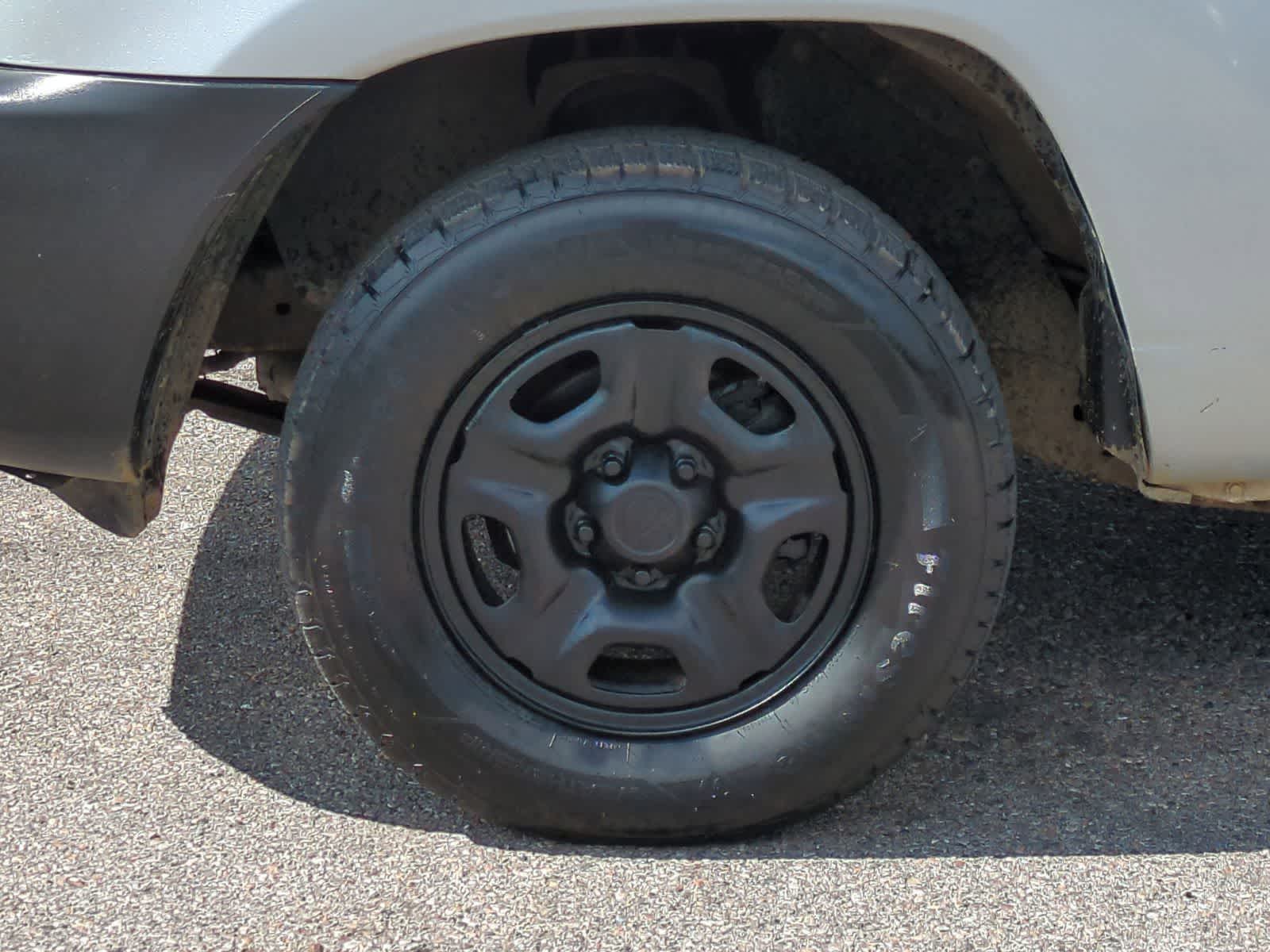 Thumbnail: 2006 Toyota Tacoma - 14