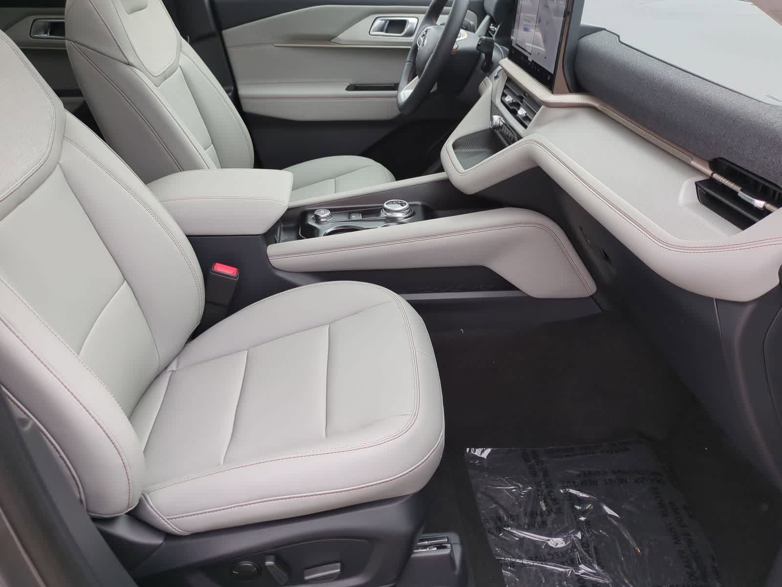 Thumbnail: 2026 Ford Explorer - 23