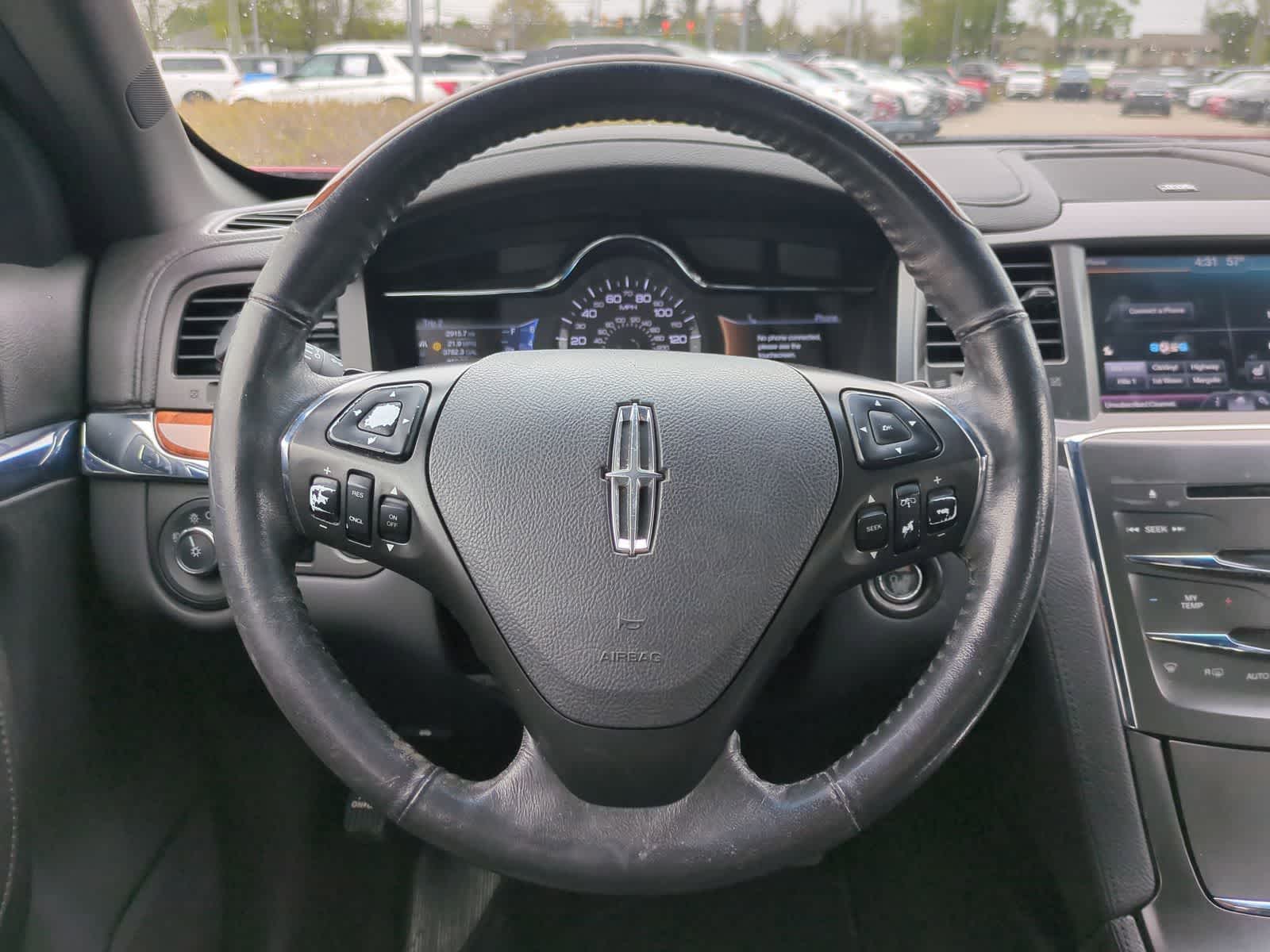Thumbnail: 2013 Lincoln MKS - 22
