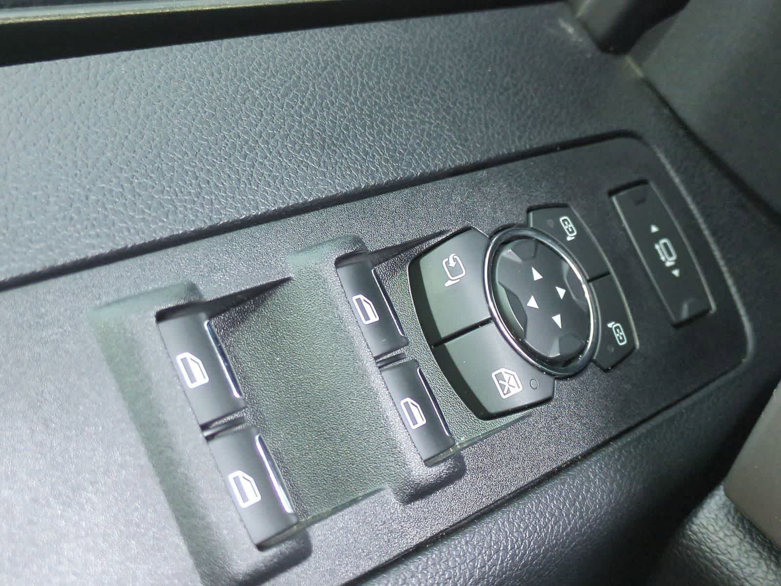 Thumbnail: 2020 Ford Econoline - 27