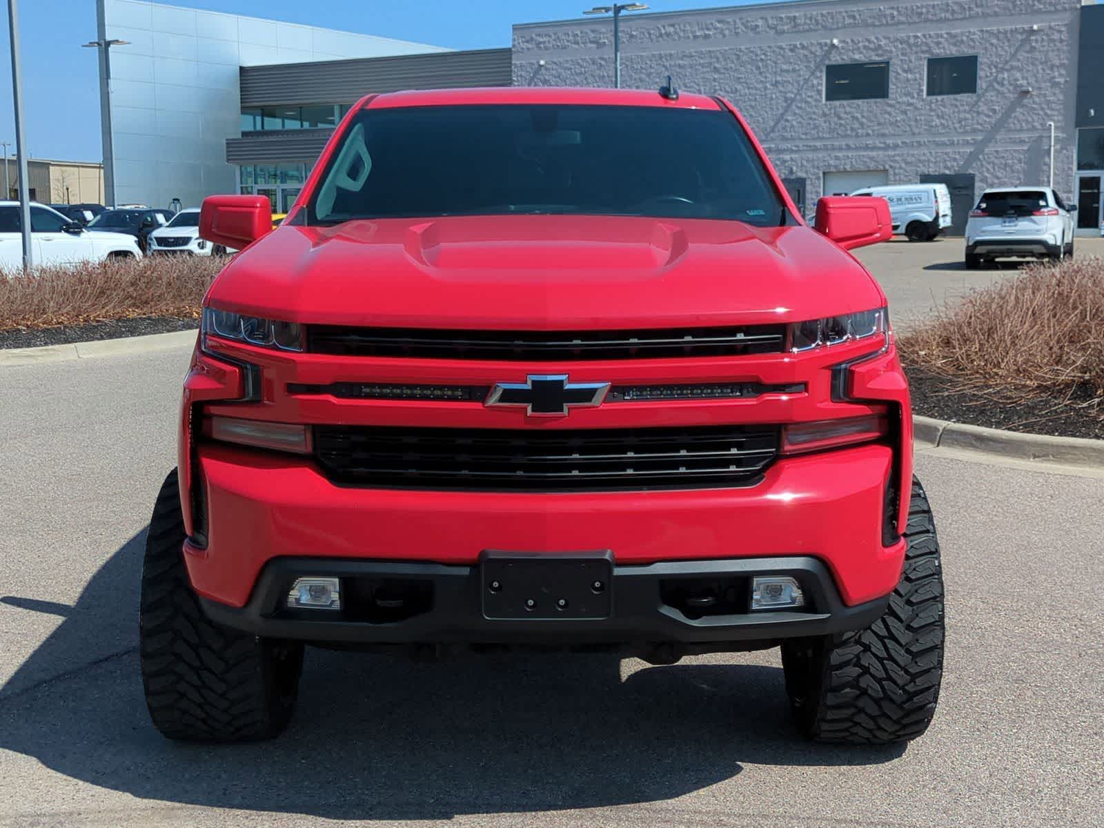 Thumbnail: 2019 Chevrolet Silverado 1500 - 3