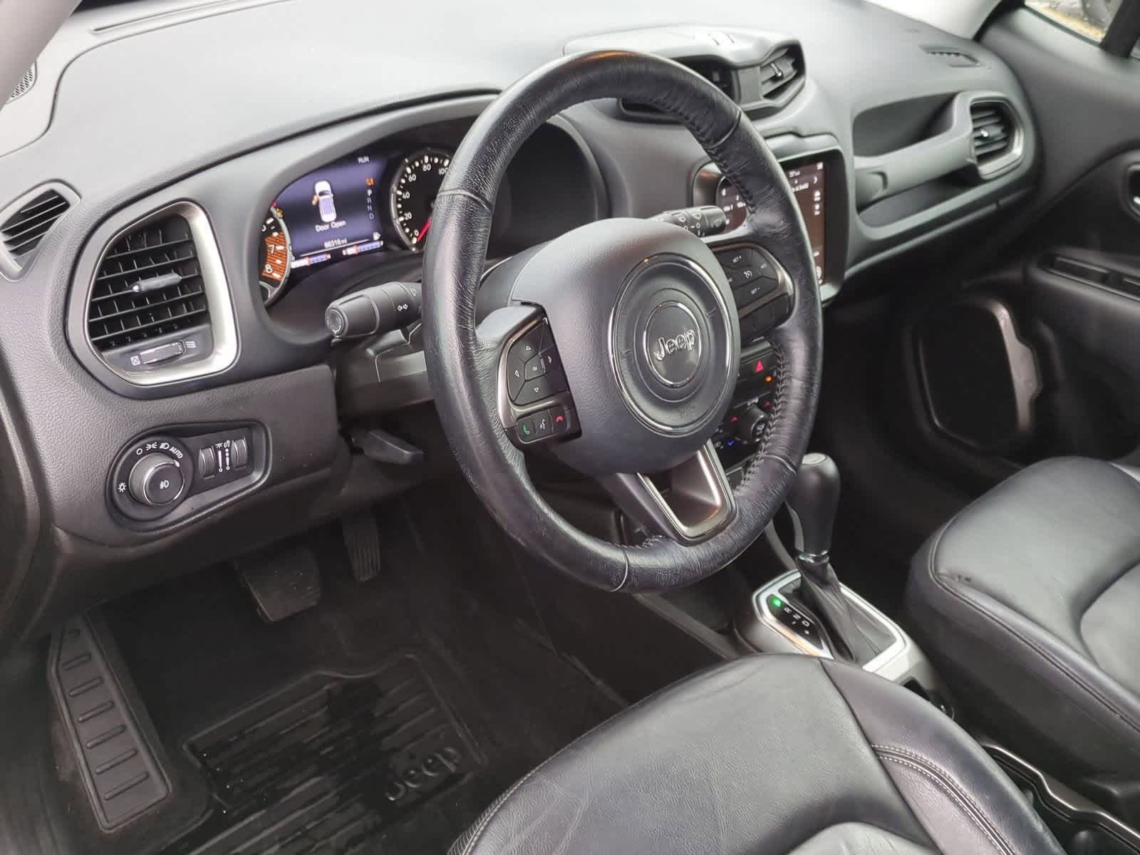 Thumbnail: 2021 Jeep Renegade - 10