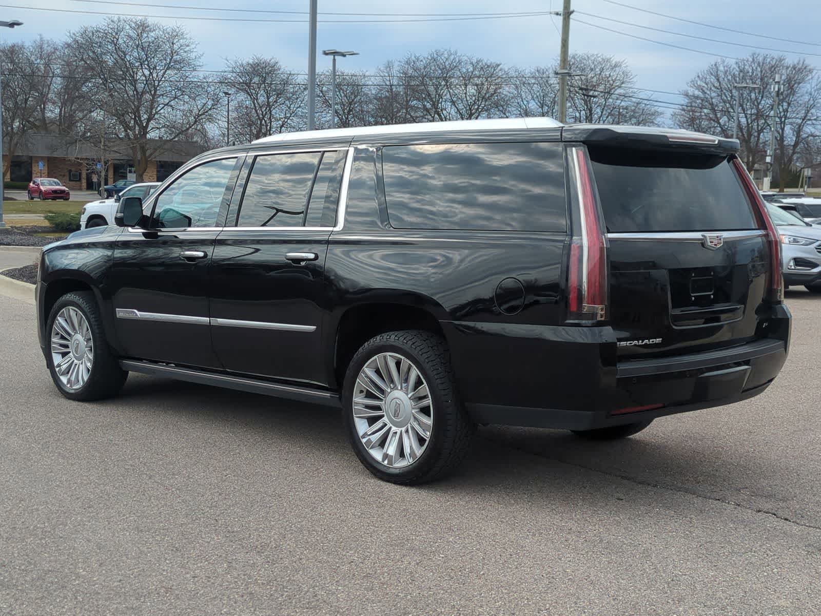 Thumbnail: 2015 Cadillac Escalade - 6