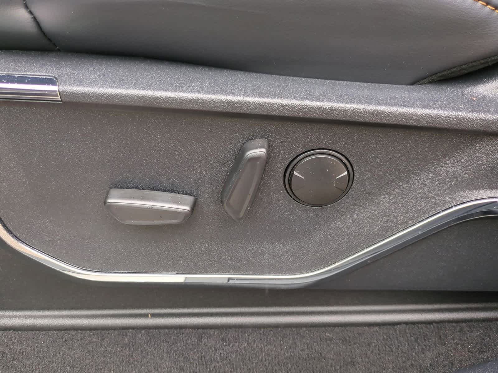 2023 Ford Econoline E-450 17
