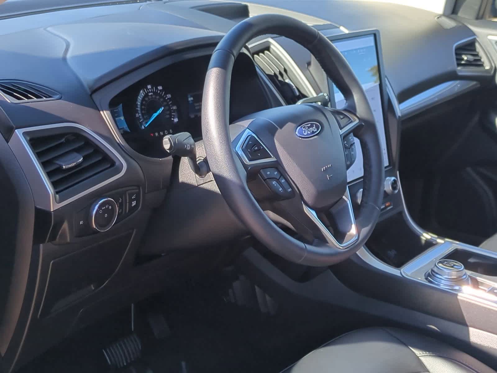 Thumbnail: 2024 Ford Edge - 10